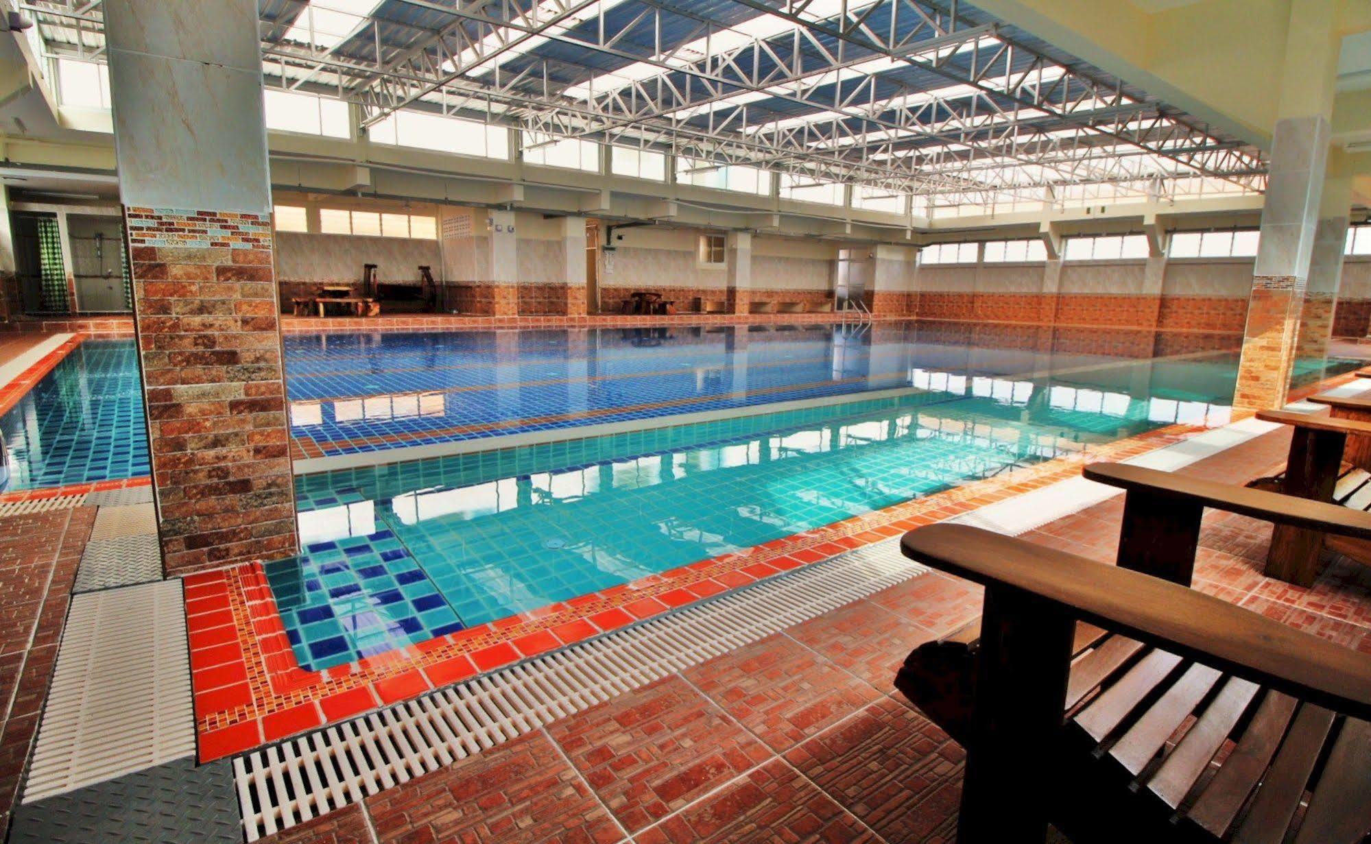 Ac Sport Village Bangkok Kültér fotó